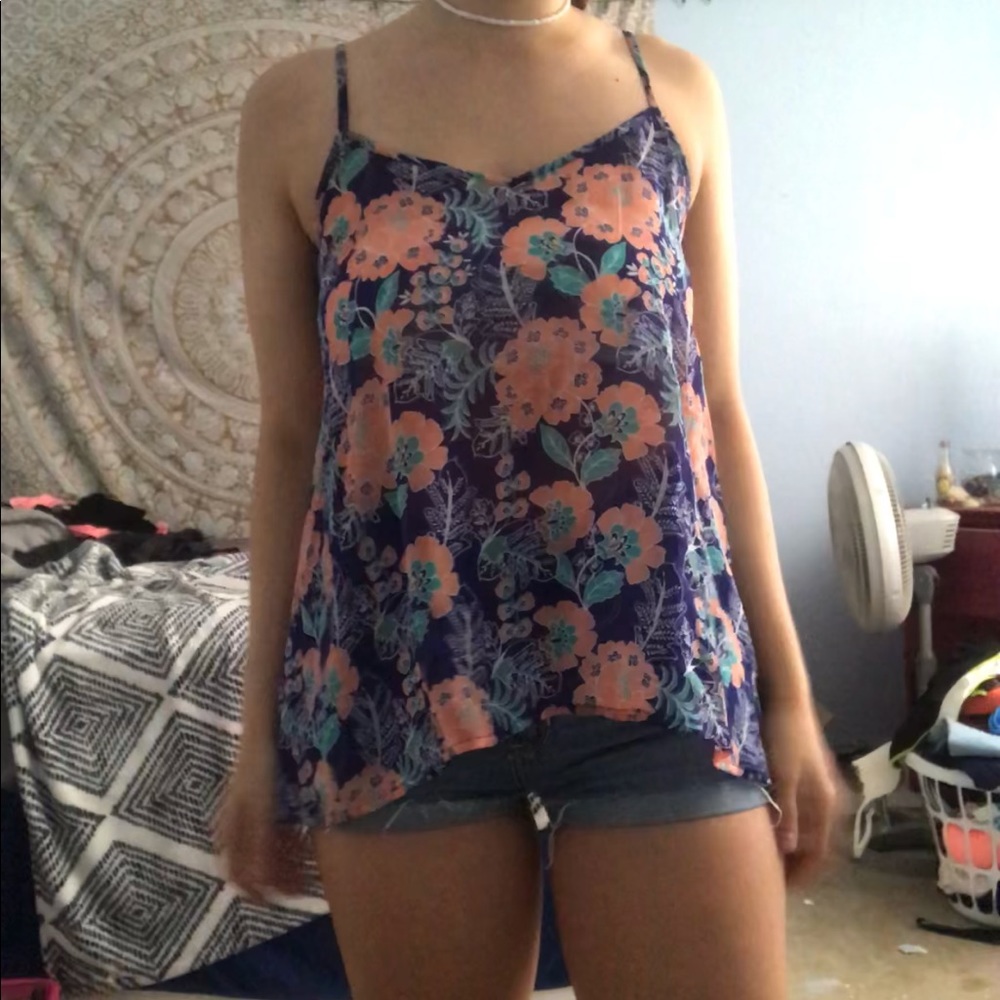 Floral tank top!